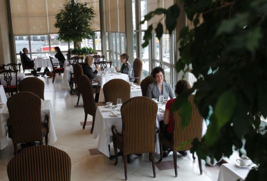 Zoe's Lounge with 2 women